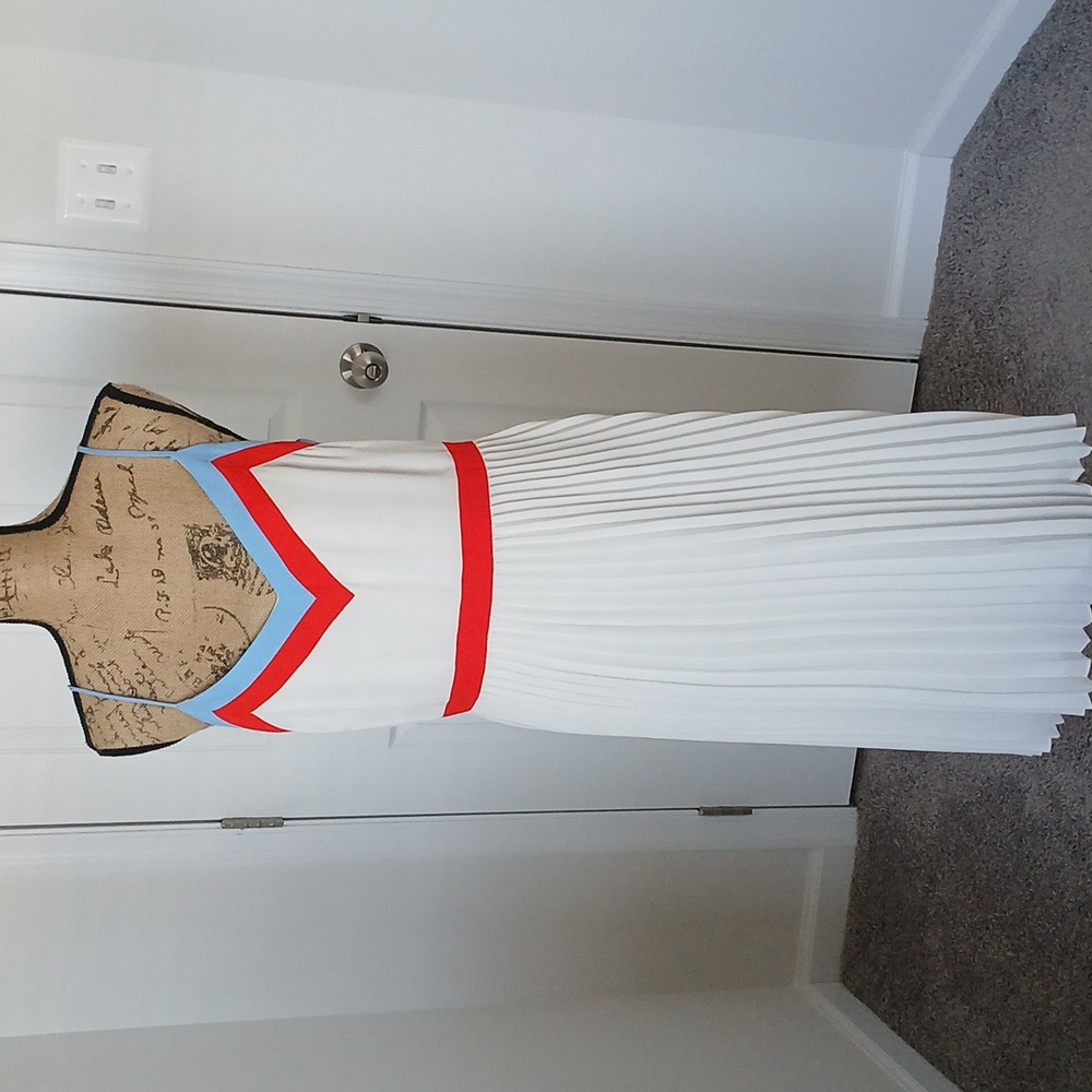 Nice pleated chevron dress
